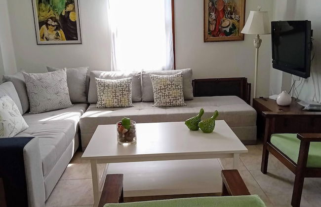 Olivia Houses 2 Worth to Look At - Photo 11