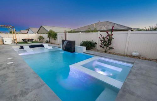 5Br3B Pool, 2mi to Fstvals, EV Chrgr, Gym, Games - Photo 14