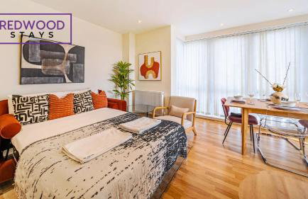 Premium Serviced Apartment in Basingstoke Town Centre, Free Parking By Redwood Stays - Foto 31
