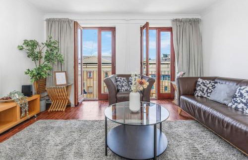 Modern 2 bedroom apartment in City Centre - Photo 1