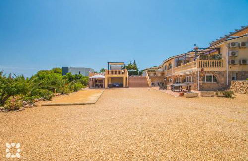 Villa Airlie by Abahana Villas - Photo 10