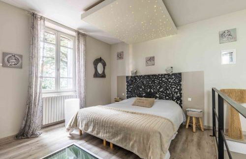 Au domaine des anges, 3 gîtes luxueux avec Jacuzzi privatif, sauna, mini-piscine, piscine extérieure chauffée en saison - Foto 47