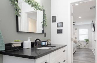 Big Modern Family Home On 1 Acre Land w Firepit & Grill - Foto 15