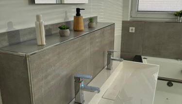 Penthouse mit Sauna, Jacuzzi & Tischkicker - Photo 3