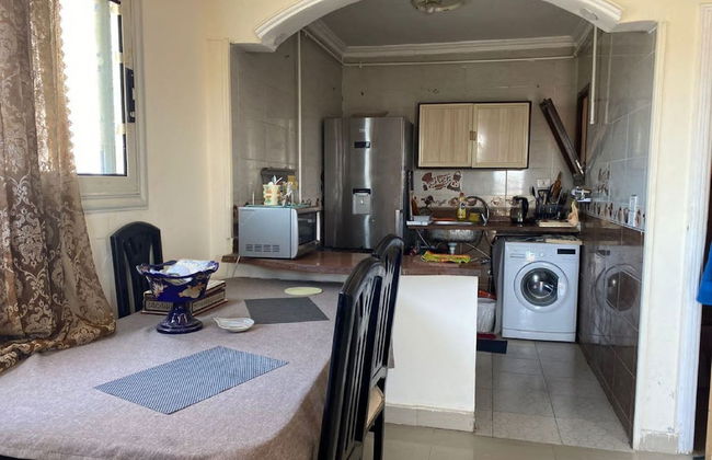 Females Only Host Is Woman Citycenter Near All - Foto 7