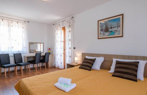 Nice Home In Hr-52215 Vodnjan - Foto 34