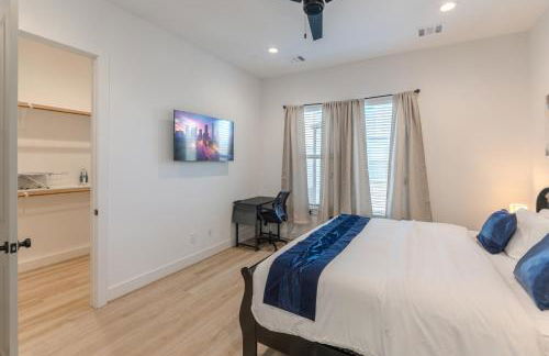 Luxury Charming 3BR 3Bath Free Wi-FI 8 Guests, Gated Home, Houston Downtown - Photo 9