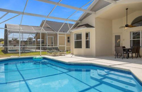 Peaceful Escape Pool and Games - Foto 1