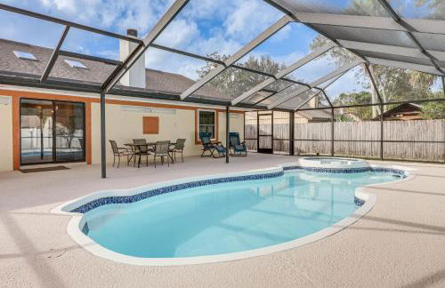 Fish, Surf and Sun! Charmer 5 Mi to Neptune Beach - Foto 1