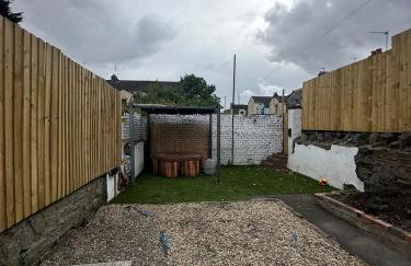4BDR House By Homesy - Short Term Rental Cardiff - Ideal for Contractors - Foto 16