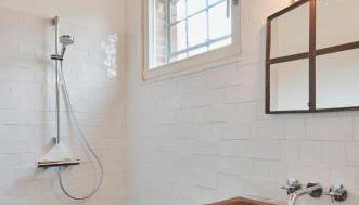 re~barn - Modern Country Stay - Foto 2, Internal: Not applicable to any particular room, Shower