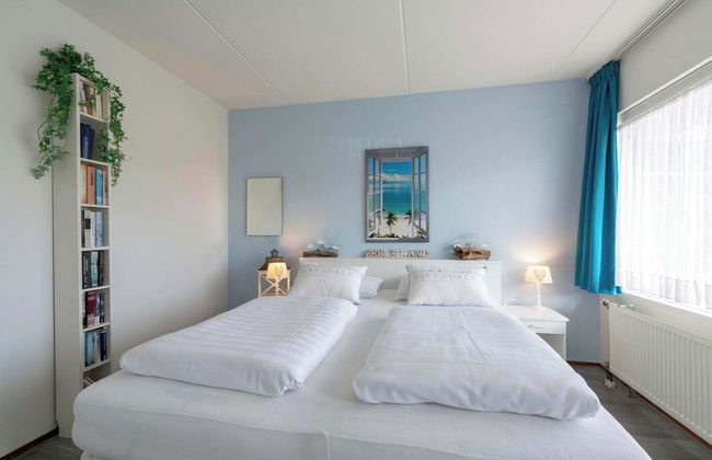 Lovely Apartment With Patio - Photo 2