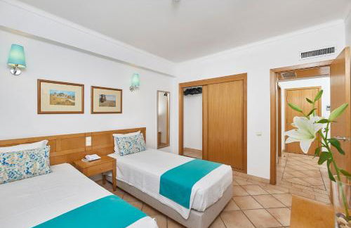 Oceanus Aparthotel - Foto 41