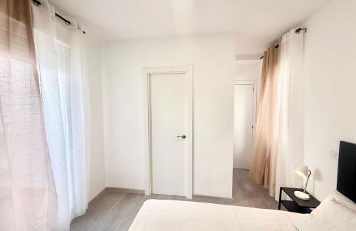 Metro Avenida de América 11 AMCH Hospedaje - Photo 19