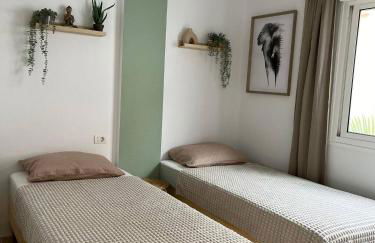 Cozy two-bedrooms apartment with big terrace and ocean view - Foto 18