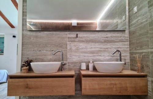 Magnificent new Villa Tofta on Lopud, Croatia. Sea views from the infinity pool - Photo 61