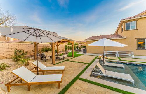 GAMEROOM, King Beds, Movie Projector, Heated Saltwater Pool, Golf and Games! - Foto 46