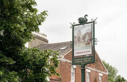 Charming Cottage close to Chester Garden Parking - Photo 30