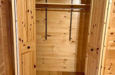 Luxury Cabin with Outdoor HotTub-NEW Construction - Foto 45