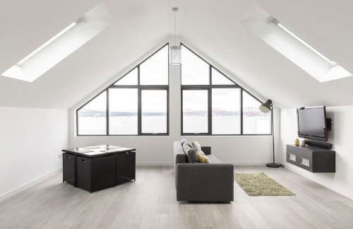 1 Bed Studio - Sleeps 4 - Parking - Wifi - Foto 2