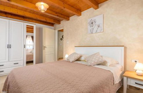 Cozy Home In Rojnici With Wifi - Photo 25