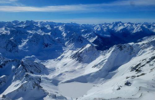 Appartement Pyrénées Sainte-marie de campan proche la Mongie avec parking couvert privatif - Foto 21