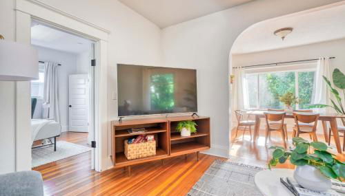 Cute & Comfortable Portland Home with 91 WalkScore - Photo 4