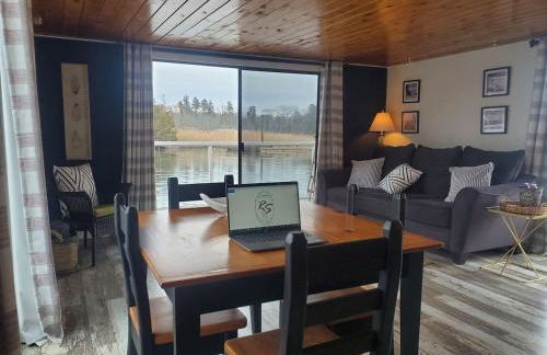 Float and Relax ON the Water Float Home - Foto 35