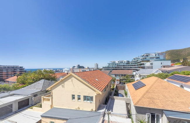 Seaside Studio Apartment, 9 Mins to Queens Beach! - Photo 18