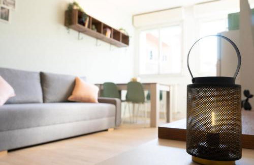 Arcimboldi's Nest - Close to Metro and Train - Foto 20