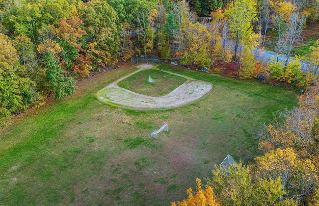 Somerset Lodge by Avantstay Hot Tub Lake Access Community Amenities - Foto 56