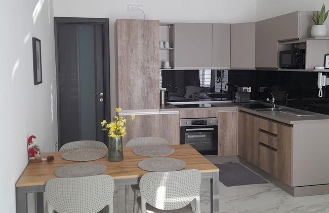 Studio - Sleeps 2 - Balcony - 5 Min Walk To Beach - Foto 3