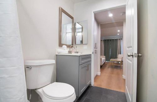 Stylish 1BR Near Universal Studios with Parking - Foto 28