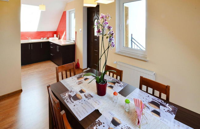 Apartment Near Kolobrzeg Beach & Attractions - Photo 9