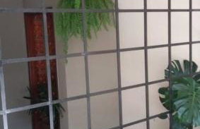 Casa Agradável, Arejada, Espaçosa, Perto de Tudo - Foto 13