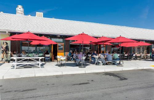 @ Marbella Lane Seaside Retreat, Walk to the Beach - Foto 38