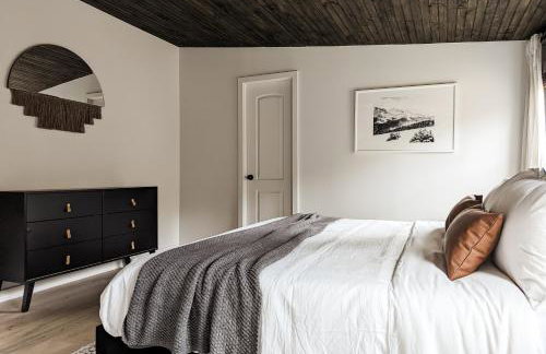 Pinewood Bungalow - Luxury Cabin, Kid-Friendly - Foto 4
