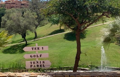 El Soto de Marbella FREE Golf-Tennis-Padel-Gym 2 Bedroom Penthouse - Foto 23