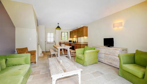 2 Bedroom Awesome Home In Saint-Laurent-De-La-Ca - Foto 4