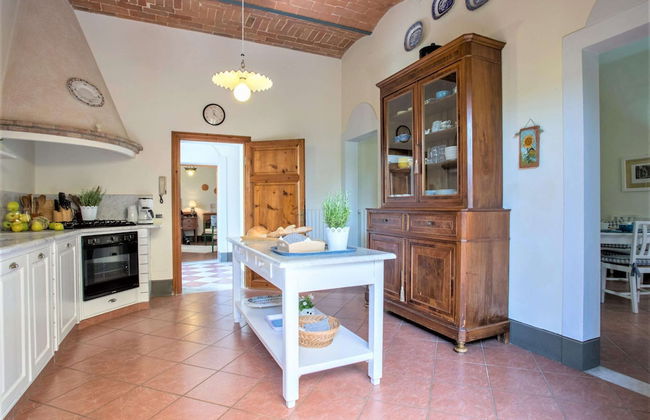 Beautiful Villa in Peccioli With Private Swimming Pool - Foto 19