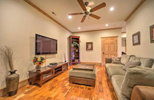 Hot Tub and Mtn Views! All-Season Escape in Franklin - Foto 22