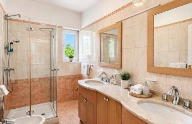 VILLA GEMINI Luxus Pool und Meerblick Punta Križa - Foto 23