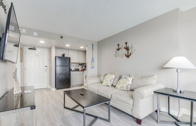 Ocean Front Condos at Patricia Grand - Foto 27