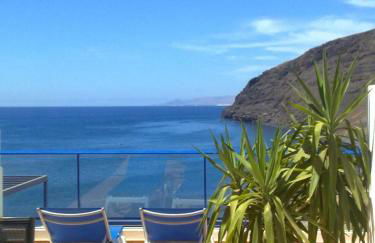 Amazing Sea View apartment with sun drenched terrace! - Photo 42
