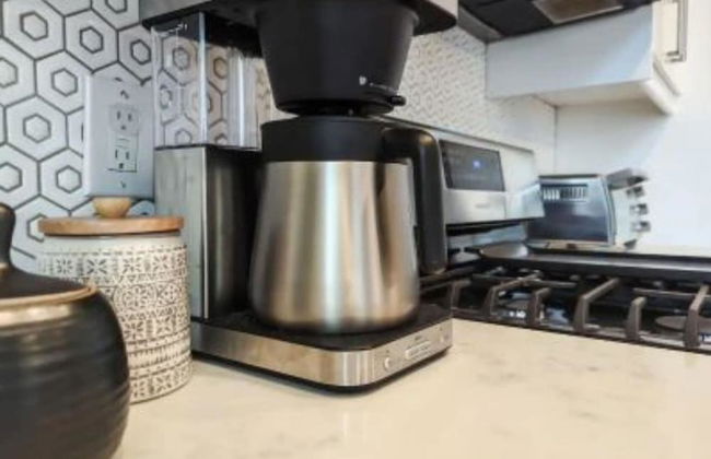 Chic Downtown Farmhouse With Garden and BBQ Grill - Foto 13