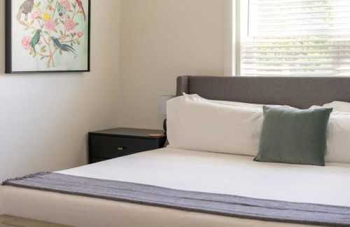 Spacious and Cozy St Louis Gem ABODEbucks - Photo 29