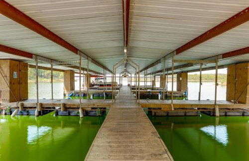 Walk to Greers Ferry Lake! Home with Dock Access - Foto 24