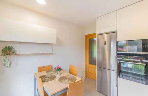 Gran chalet con amplio jardín próximo a Pamplona - Foto 17