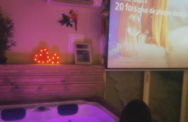 Les Spas de la Mer, Appart&Spa Aloha, 100m de la plage, Plein cœur du Grau - Photo 26