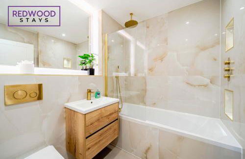 Brand New Premium Serviced Apartments, Free Parking, High-Speed WiFi By Redwood Stays - Foto 48